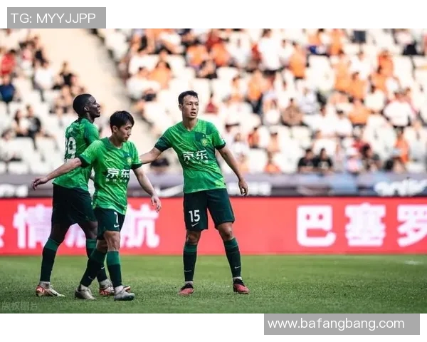 中超最新动态上海双雄稳居榜首国安表现低迷四队苦寻胜利