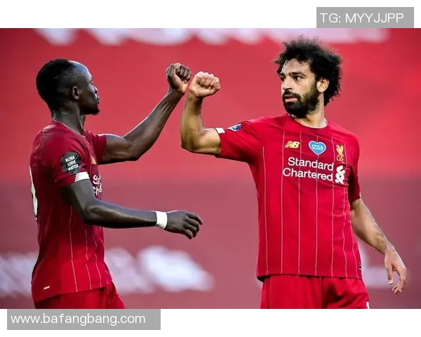 理查兹盛赞水晶宫与利物浦互相列队的举动称两队都值得获得荣誉与奖杯